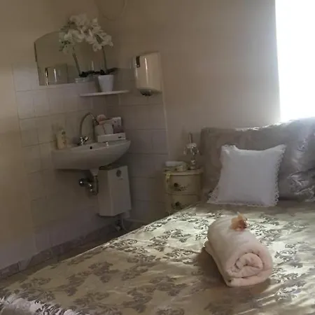 Apartament Adam 2 Haloszobas Lakosztaly Terasszal Segedyn